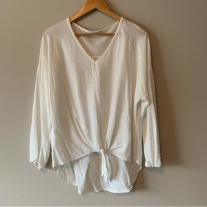 Carly Jean Los Angeles Blouse
